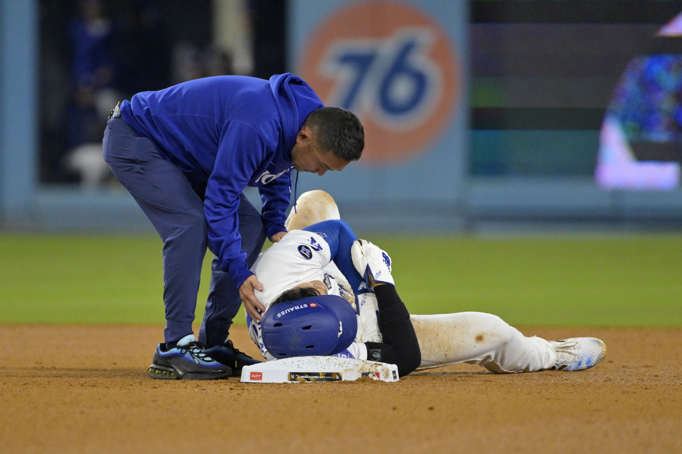 Dodgers manager Dave Roberts gives BIG UPDATE on Ohtani's injury