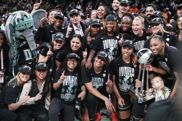 WNBA 2025 title odds