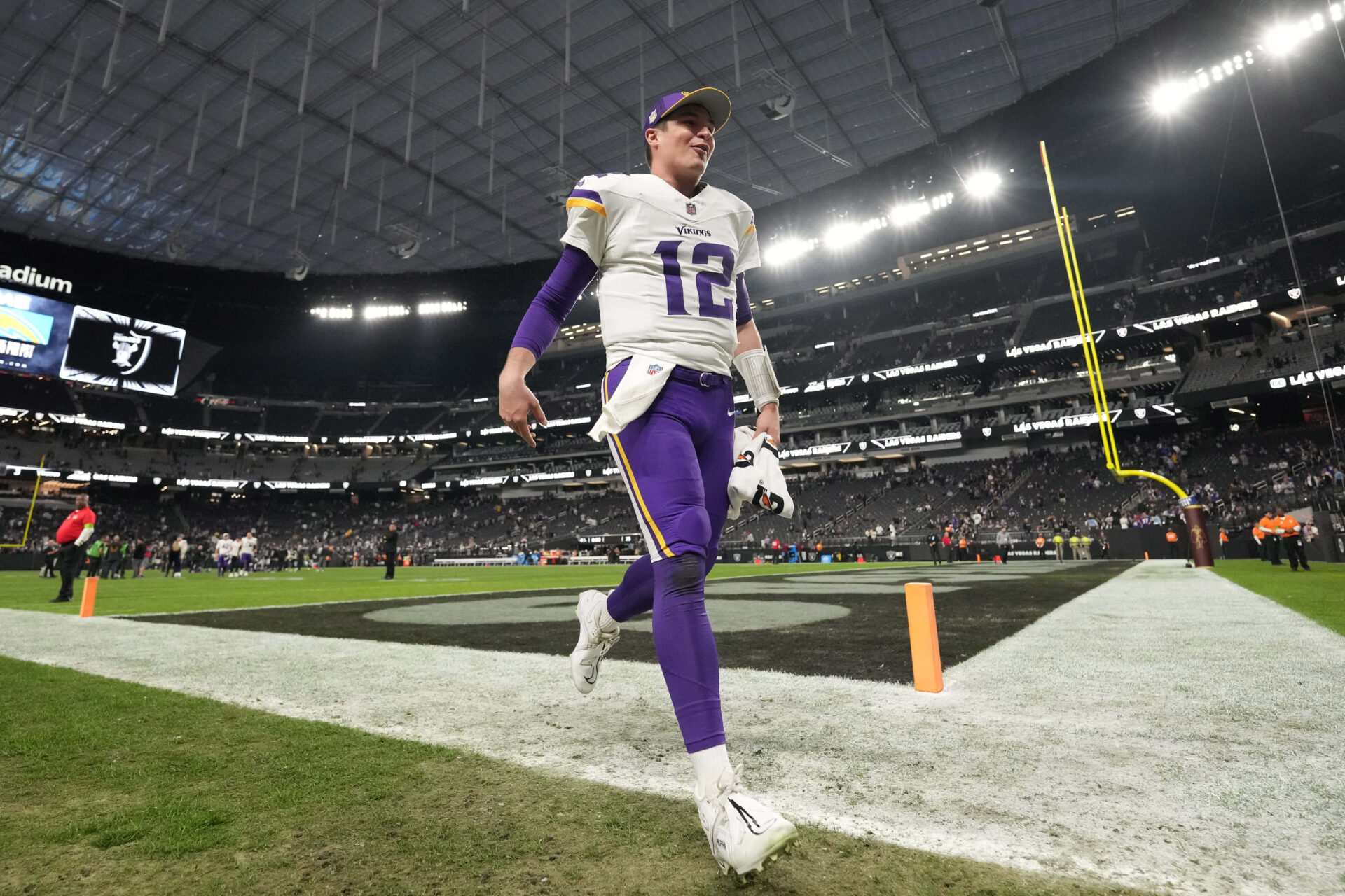 Nick Mullens