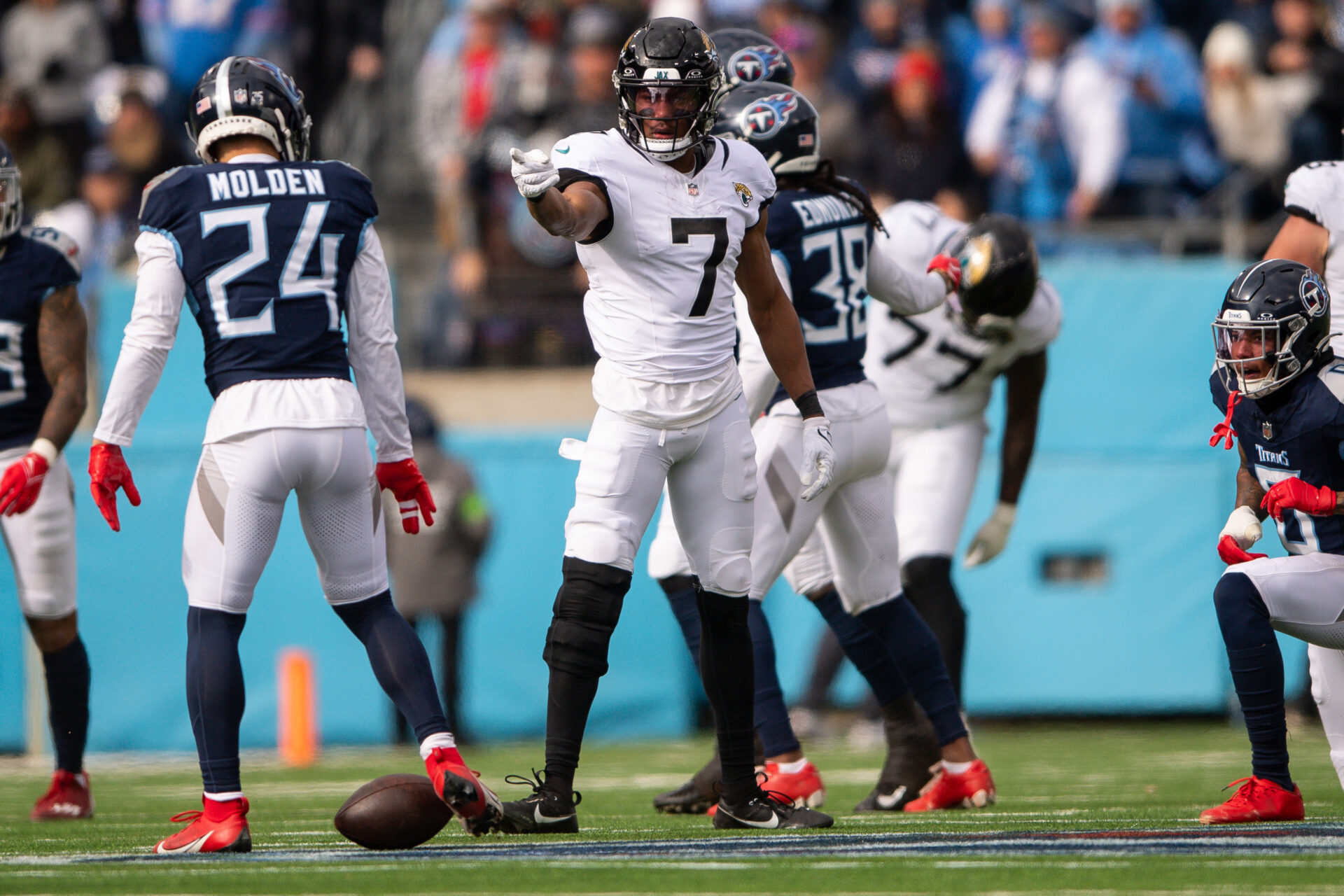 Zay Jones