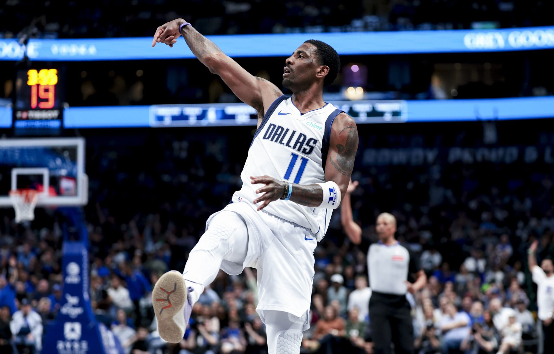 Kyrie Irving Dallas Mavericks NBA