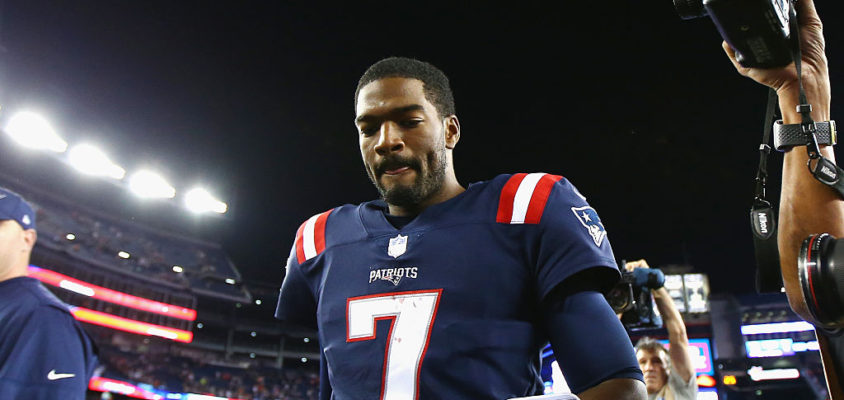 Jacby Brissett foi titular na vitória dos Patriots e Texans