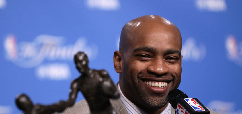 Vince Carter quer jogar por mais dois anos na NBA