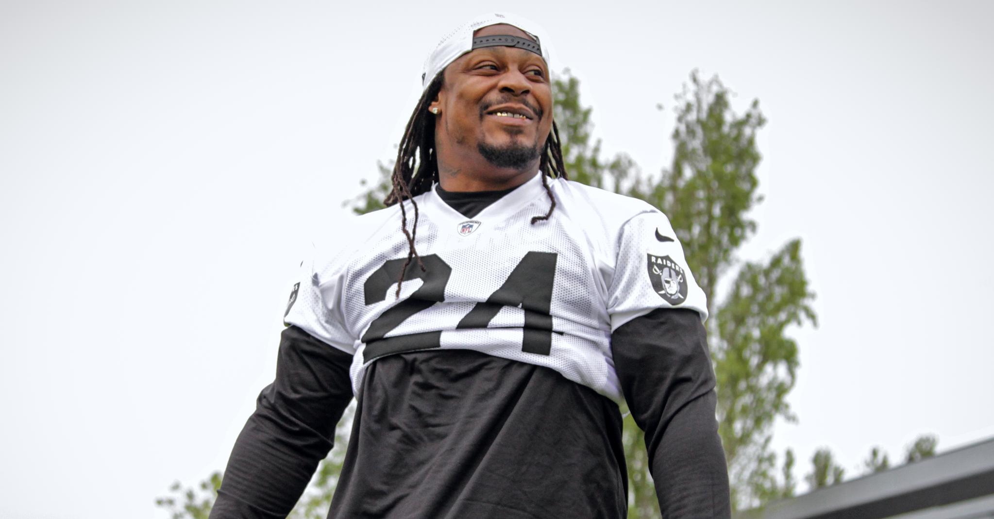 Marshawn Lynch é reforço do Oakland Raiders