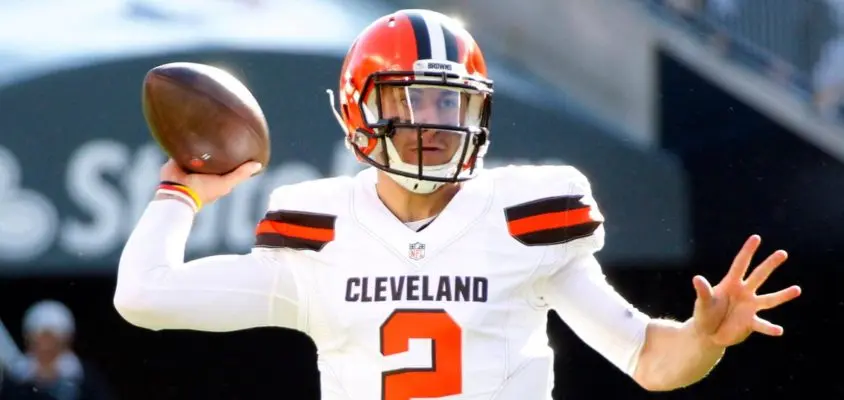 Johnny Manziel assina contrato de dois anos com Hamilton Tiger-Cats, da CFL