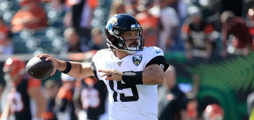 CINCINNATI, OHIO - OCTOBER 20: Gardner Minshew II #15 of the Jacksonville Jaguars throws the ball before the game against the Cincinnati Bengals at Paul Brown Stadium on October 20, 2019 in Cincinnati, Ohio