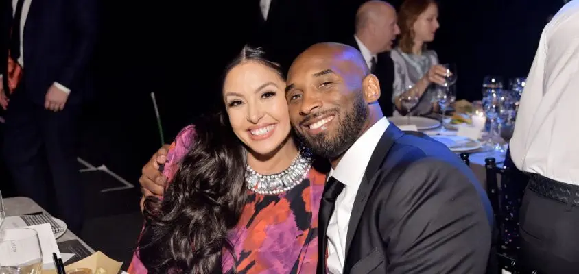 LOS ANGELES, CALIFORNIA - NOVEMBER 09: Vanessa Laine Bryant and Kobe Bryant attend the 2019 Baby2Baby Gala presented by Paul Mitchell on November 09, 2019 in Los Angeles, California.