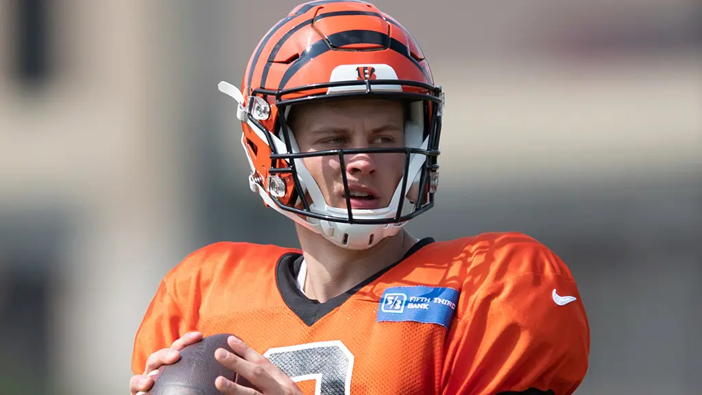 Joe Burrow no training camp dos Bengals