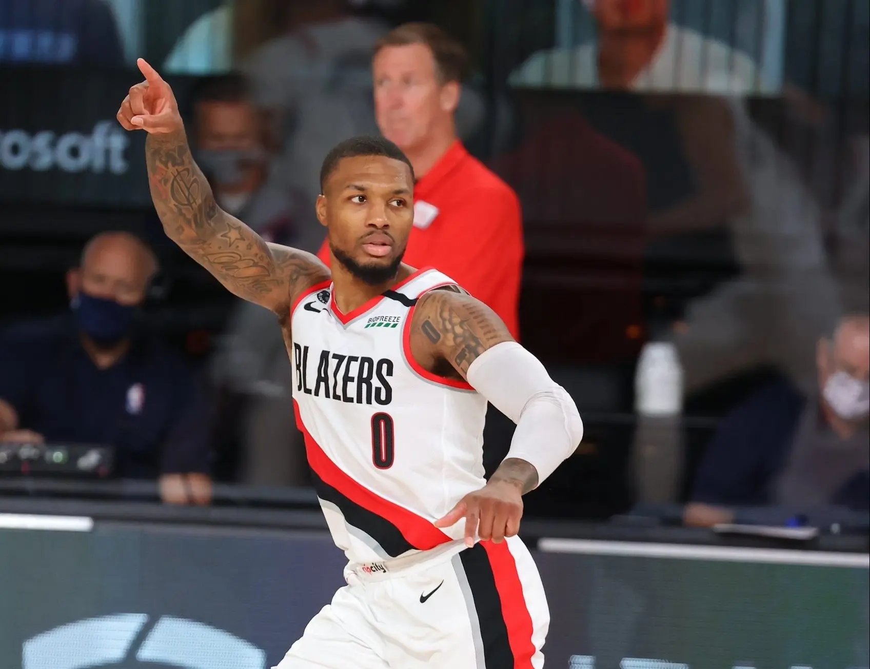 Lillard mantém posição contrária a Blazers usarem escolha no Draft