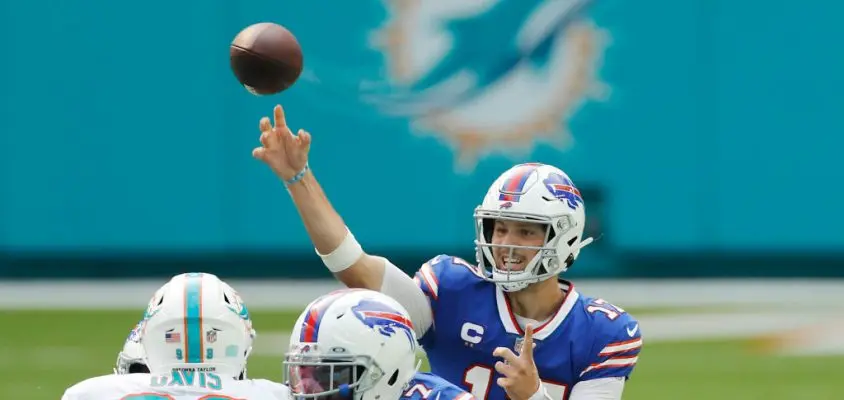 MIAMI GARDENS, FLORIDA - SEPTEMBER 20: Josh Allen #17 of the Buffalo Bills throws a pass against the Miami Dolphins during the second half at Hard Rock Stadium on September 20, 2020 in Miami Gardens, Florida