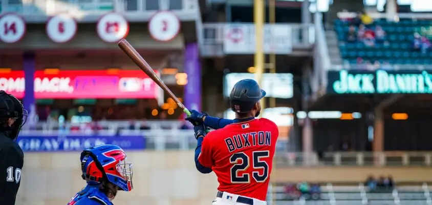 Byron Buxton é colocado na lista de lesionados dos Twins