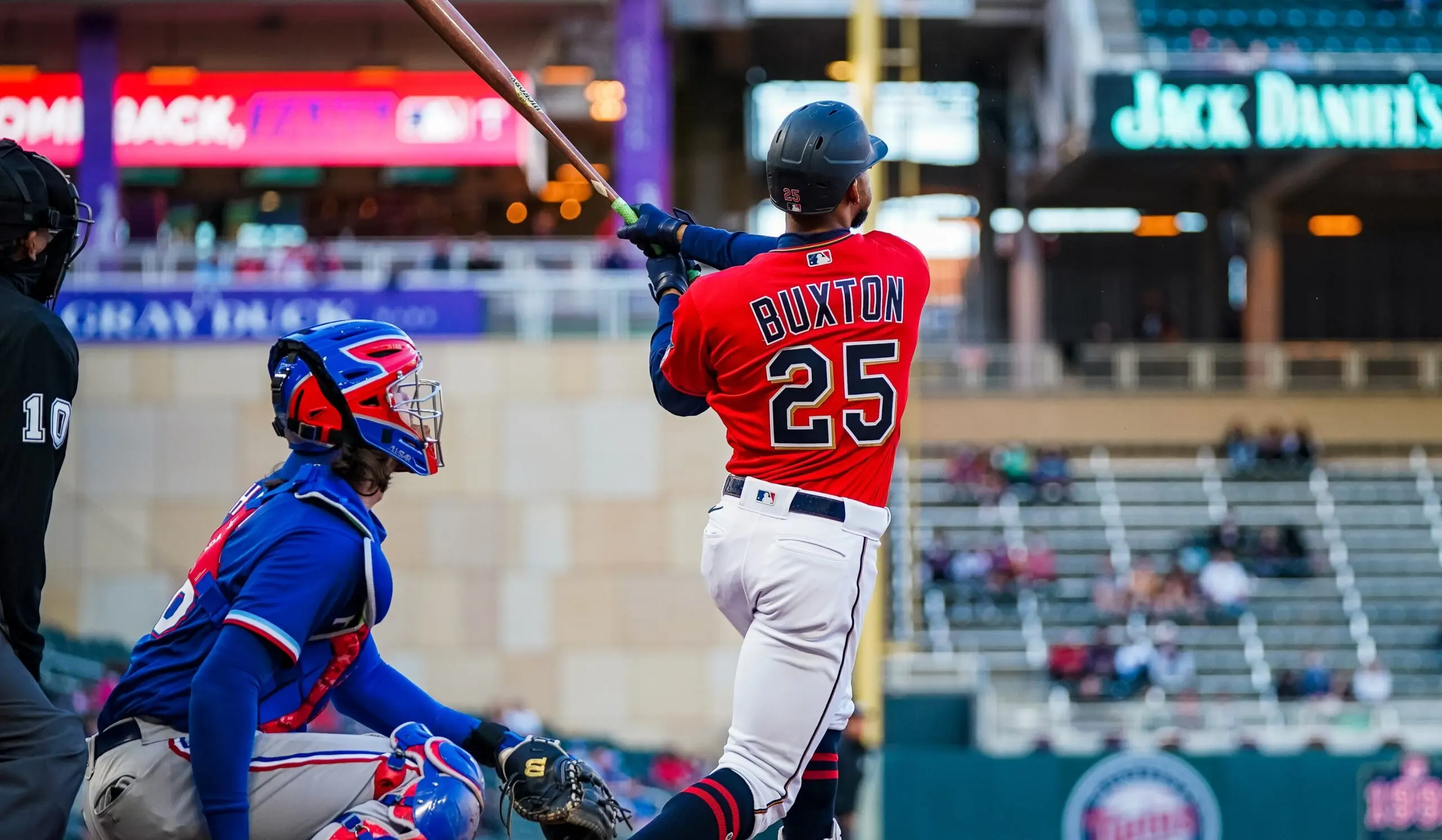 Byron Buxton é colocado na lista de lesionados dos Twins