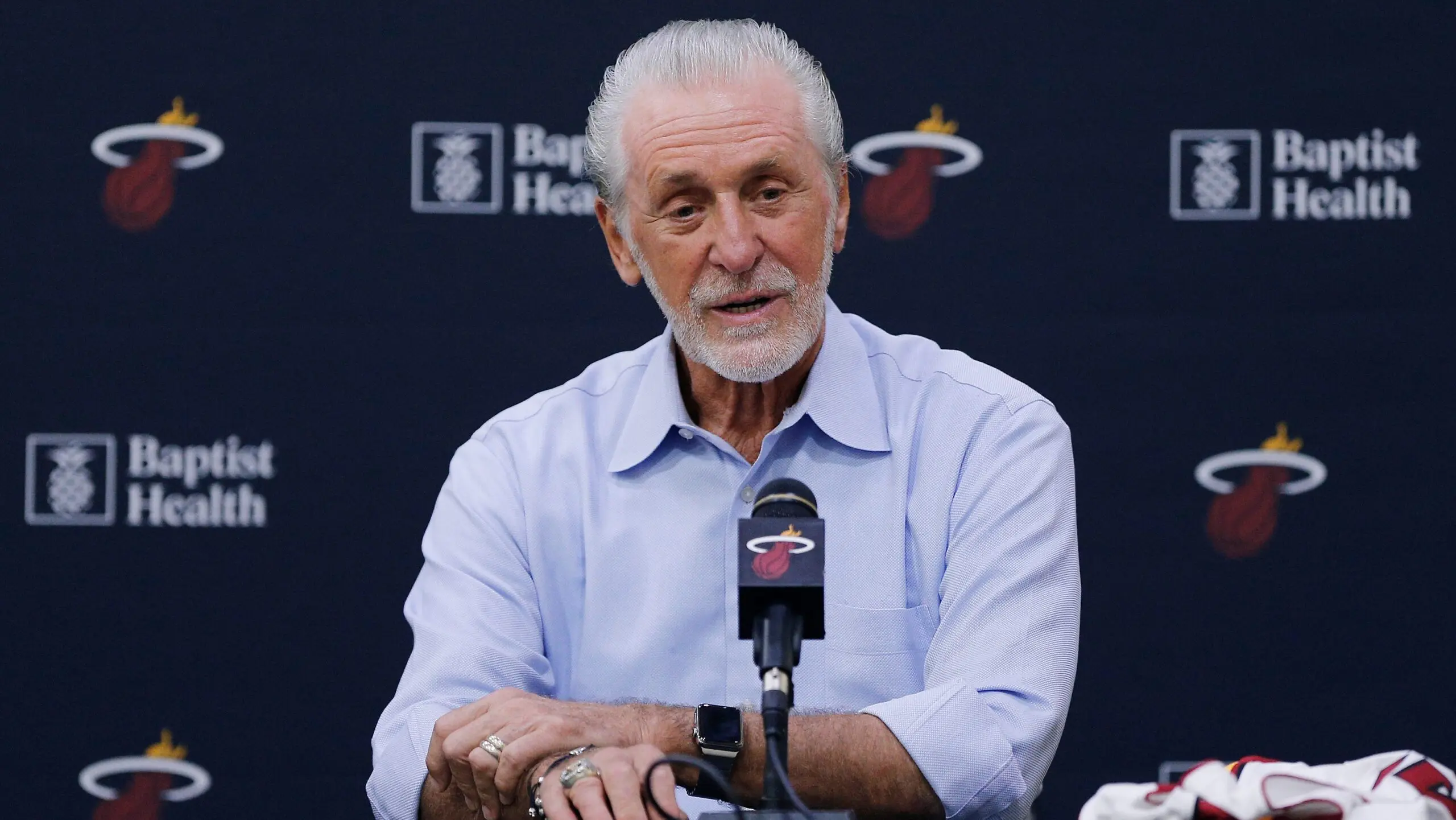 Miami Heat exige que todos funcionários tomem a vacina contra a COVID-19