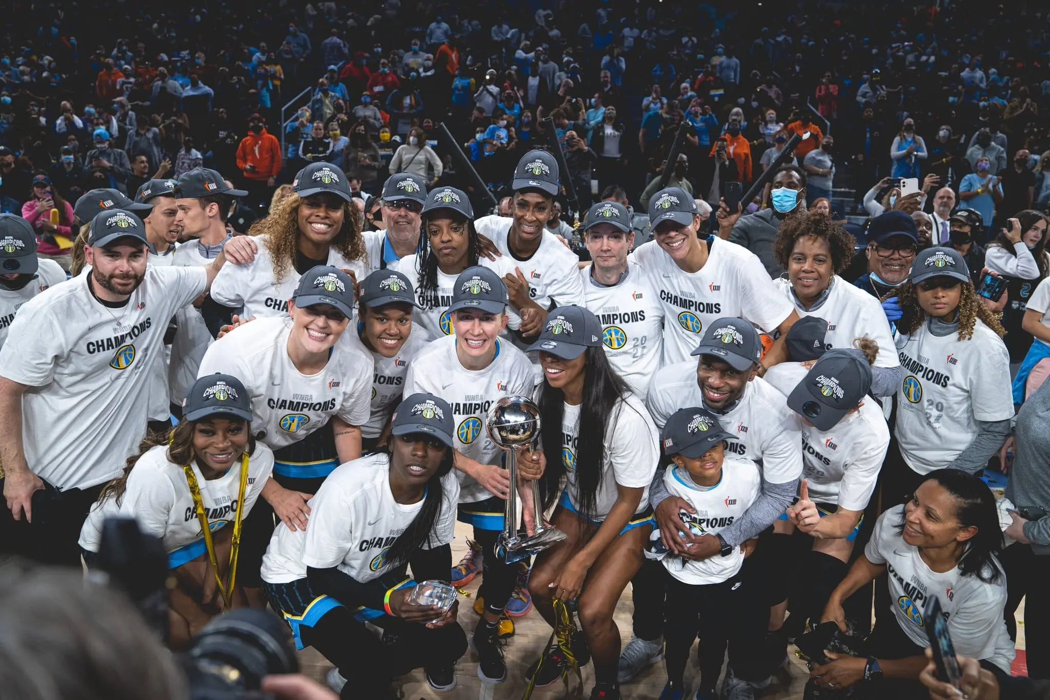 Sky vence Mercury e conquista título da WNBA