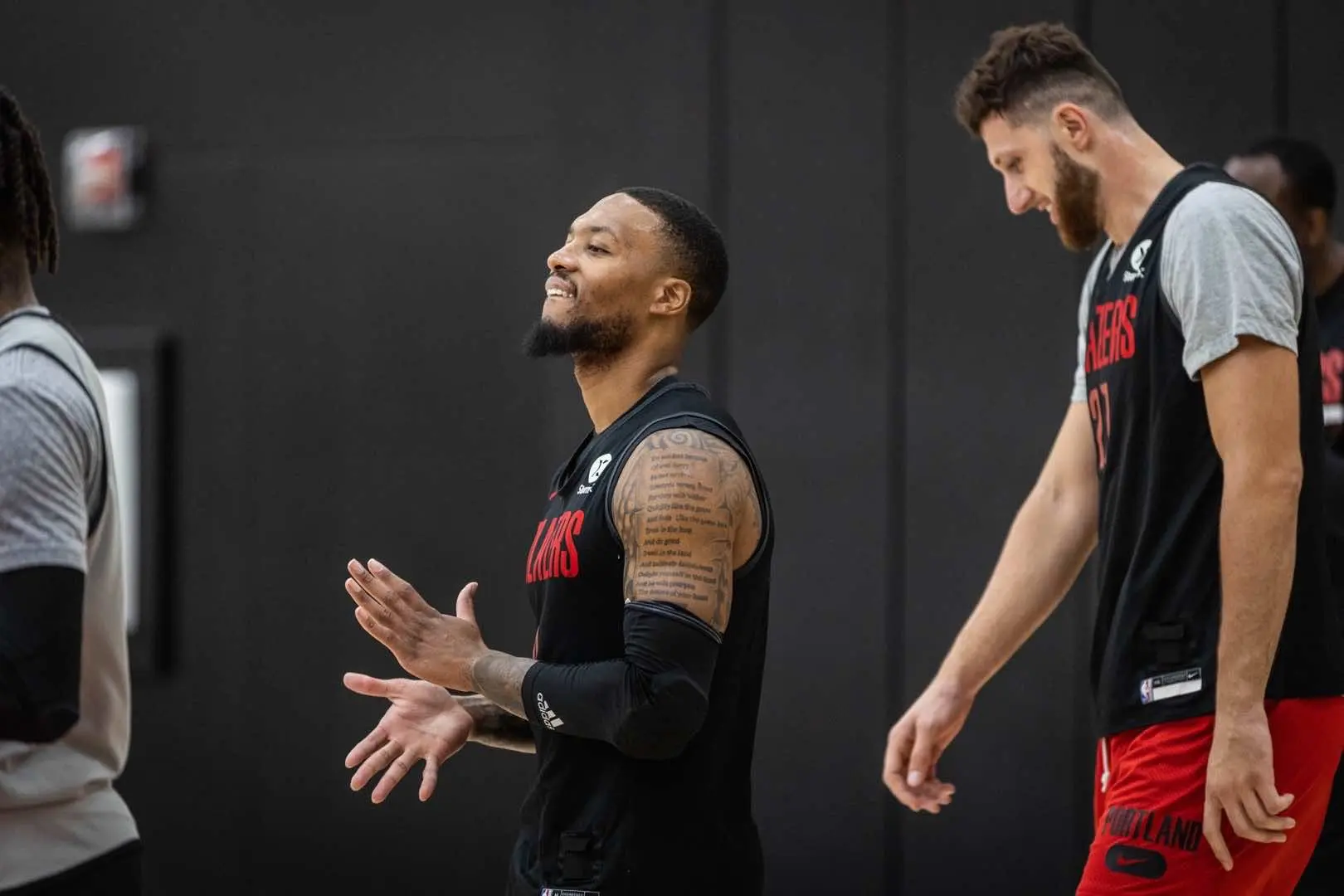 Lillard e Nurkic na pré-temporada 2021/2022