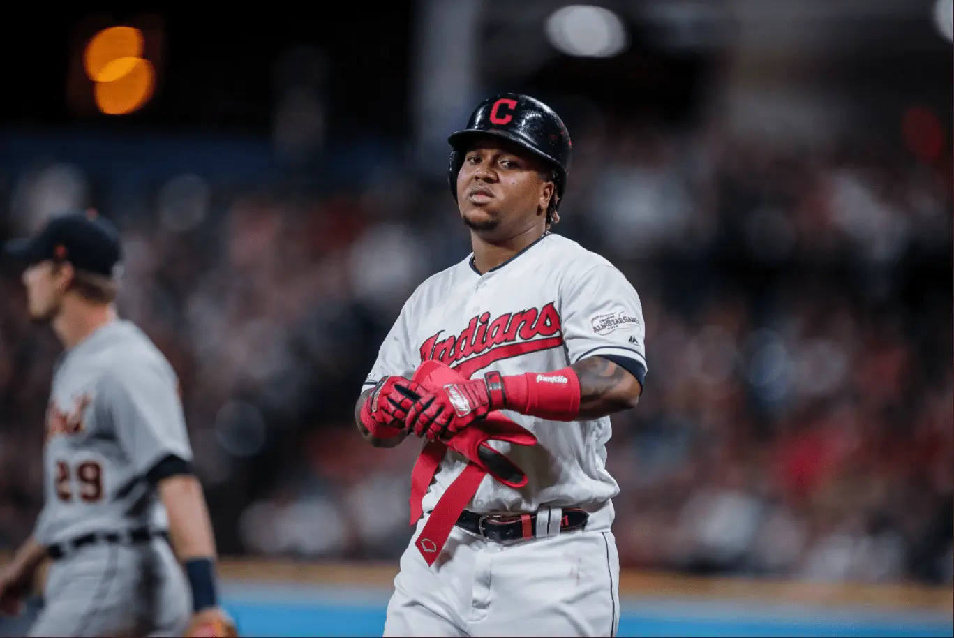 José Ramirez, jogador de Cleveland tem sua cláusula de renovação ativada para 2022