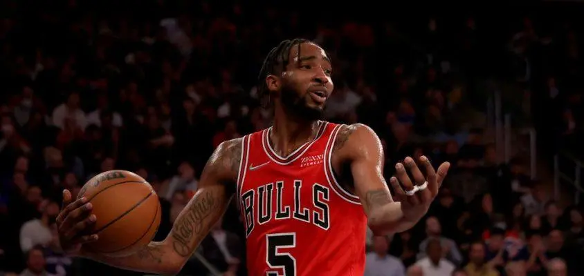 NEW YORK, NEW YORK - DECEMBER 02: Derrick Jones Jr. #5 of the Chicago Bulls reacts after he is called for a foul in the second quarter against the New York Knicks at Madison Square Garden on December 02, 2021 in New York City