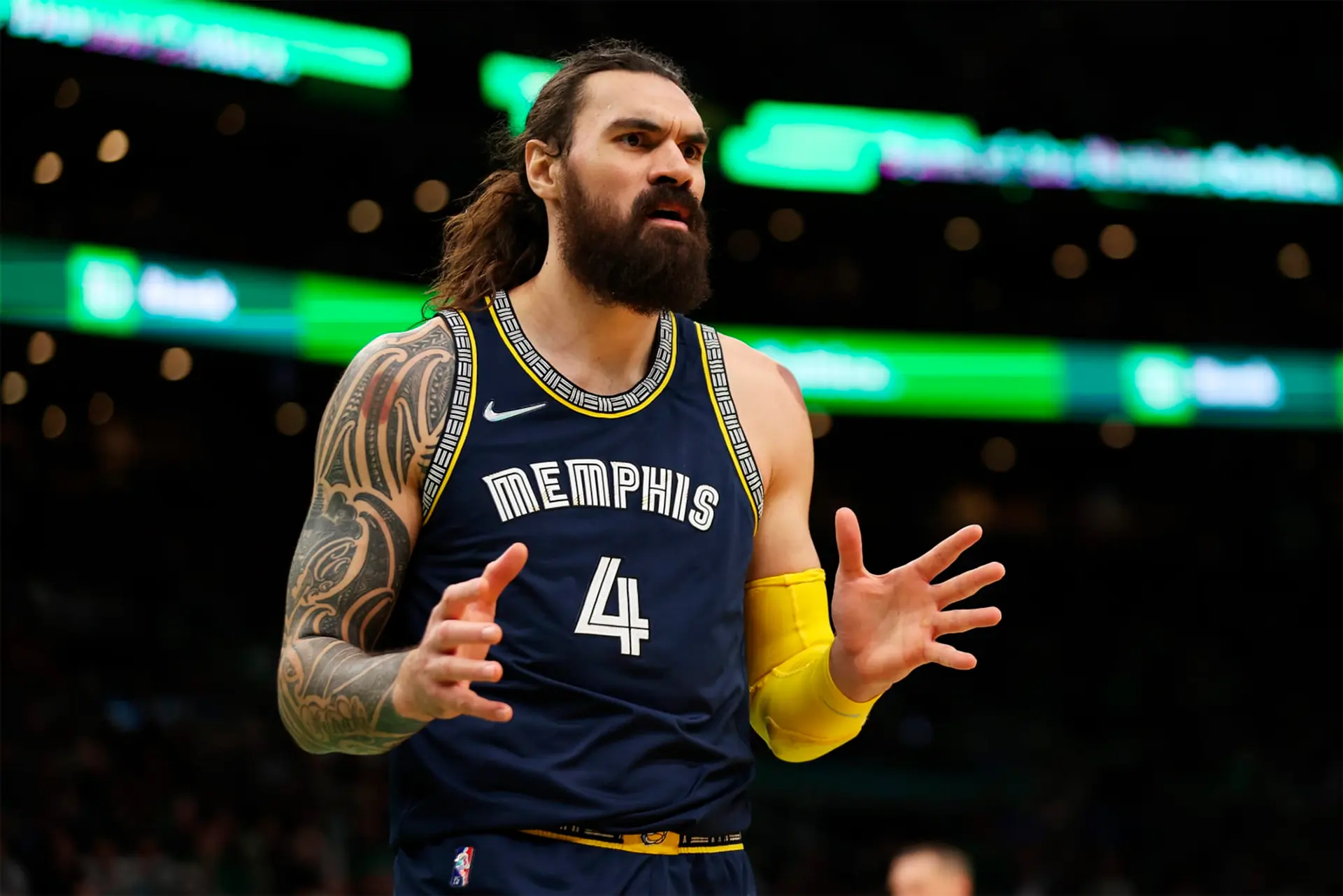 Steven Adams entra nos protocolos de COVID-19, e fica de fora do jogo 6 contra os Timberwolves