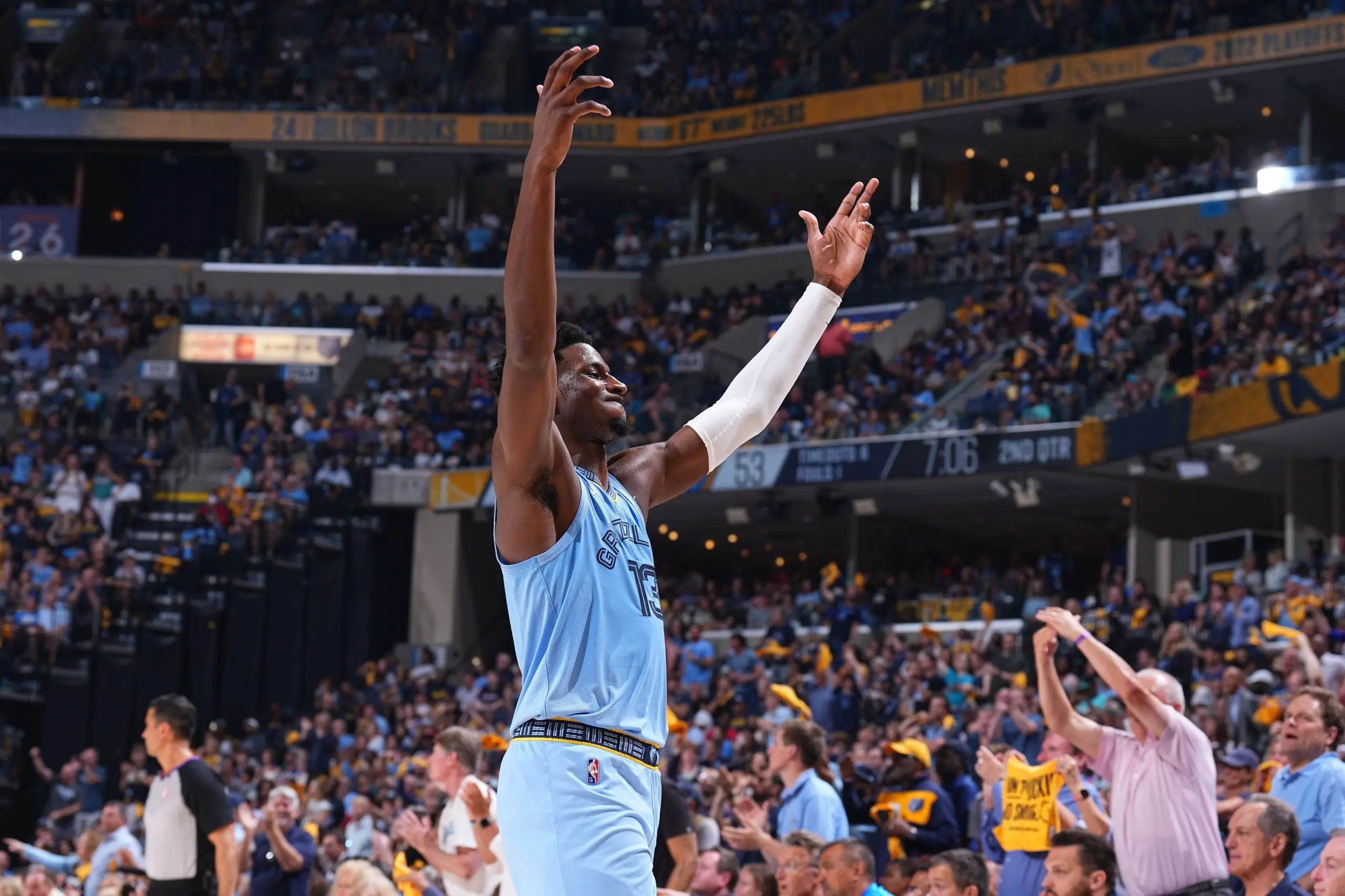 Grizzlies vencem Warriors e forçam Jogo 6 na série