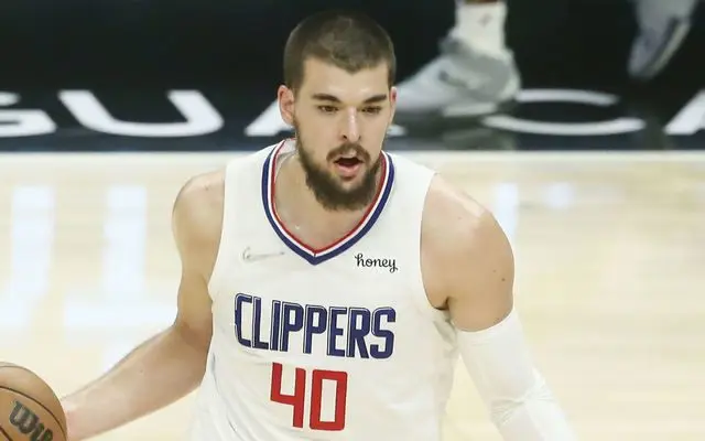 Ivica Zubac renova por mais três temporadas com os Clippers