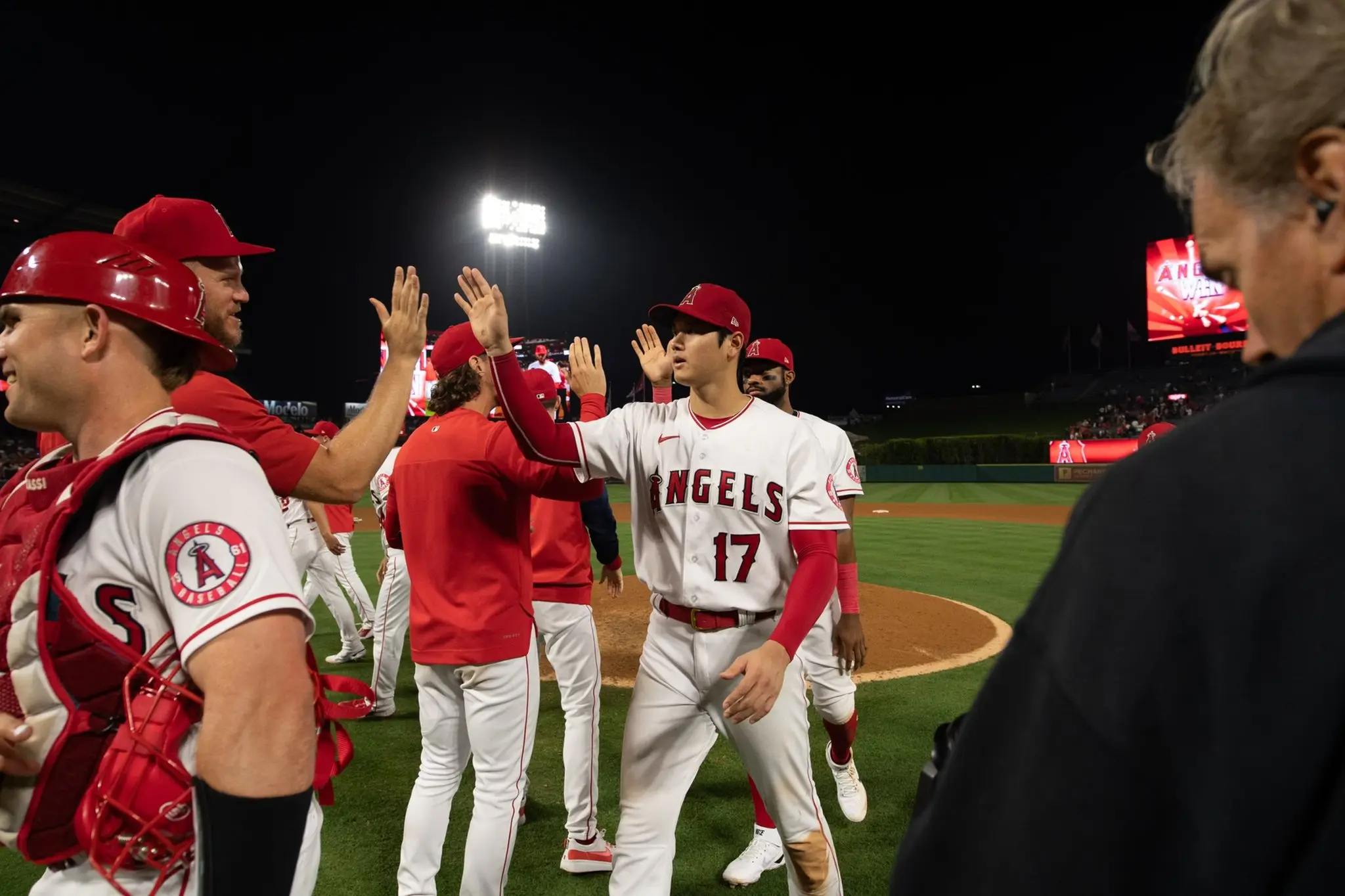 Angels vencem Red Sox e encerram série de 14 derrotas