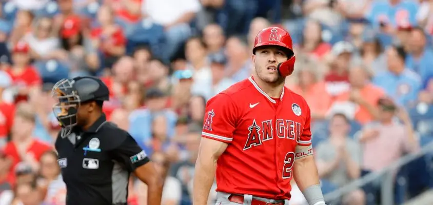 PHILADELPHIA, PENNSYLVANIA - JUNE 03: Mike Trout #27 of the Los Angeles Angels looks on during the first inning against the Philadelphia Phillies looks at Citizens Bank Park on June 03, 2022 in Philadelphia, Pennsylvania