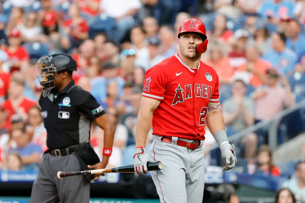 PHILADELPHIA, PENNSYLVANIA - JUNE 03: Mike Trout #27 of the Los Angeles Angels looks on during the first inning against the Philadelphia Phillies looks at Citizens Bank Park on June 03, 2022 in Philadelphia, Pennsylvania