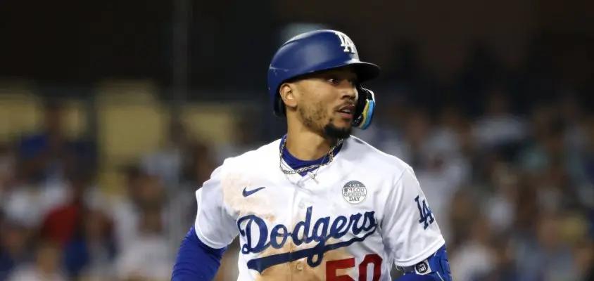 LOS ANGELES, CALIFORNIA - JUNE 02: Mookie Betts #50 of the Los Angeles Dodgers looks onduring the seventh inning against the New York Mets at Dodger Stadium on June 02, 2022 in Los Angeles, California. The Los Angeles Dodgers won 2-0.