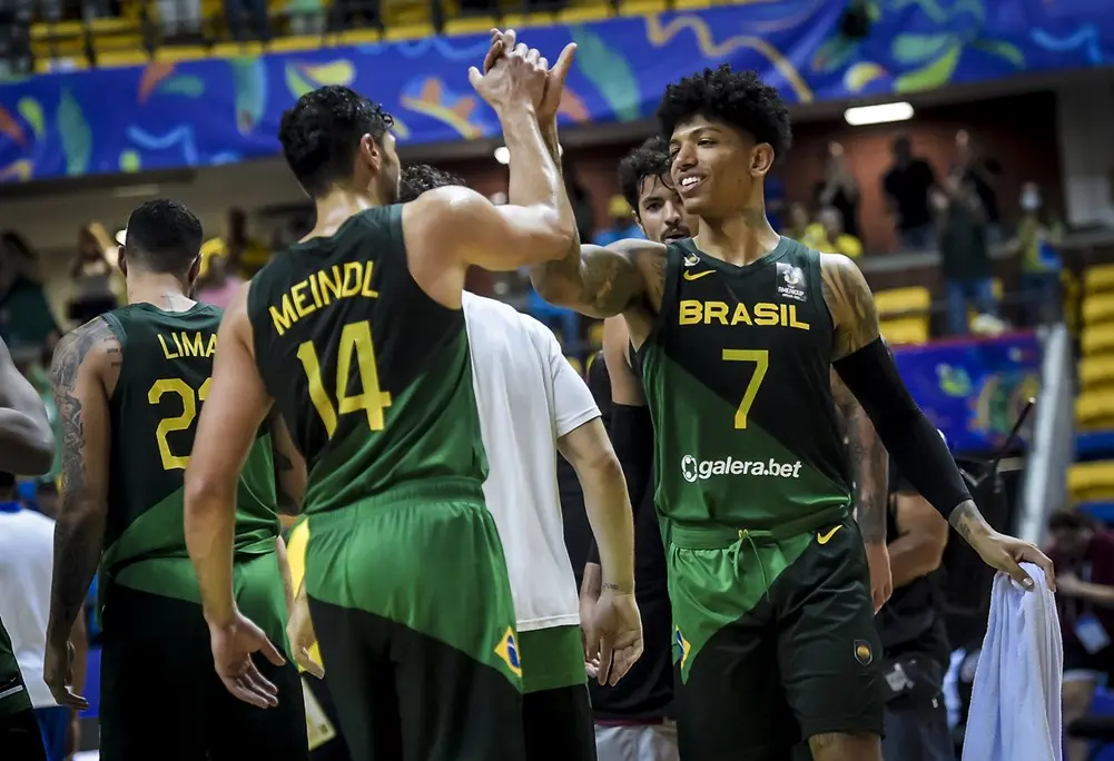 Brasil derrota República Dominicana e avança para as semifinais da AmeriCup