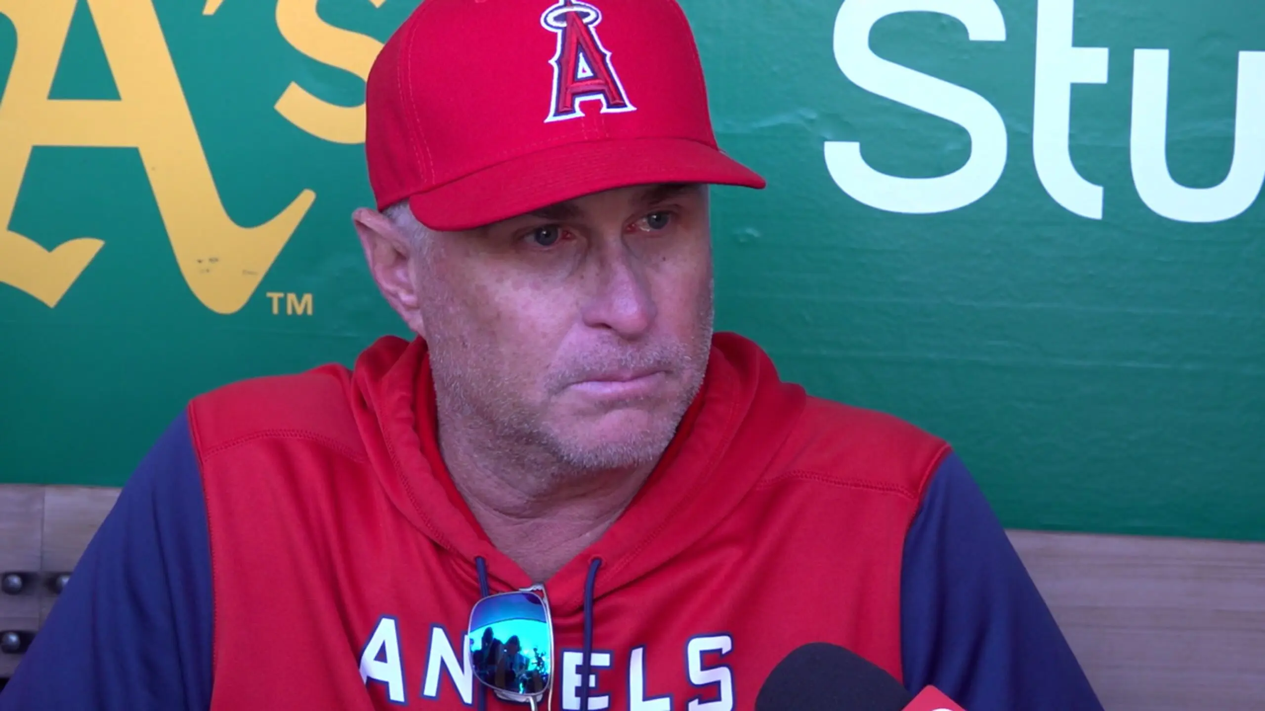 Phil Nevin é efetivado como manager dos Angels para 2023