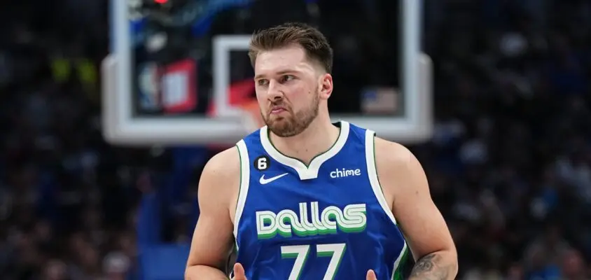 Com 41 pontos e triplo-duplo de Doncic, Mavs batem Warriors no Texas