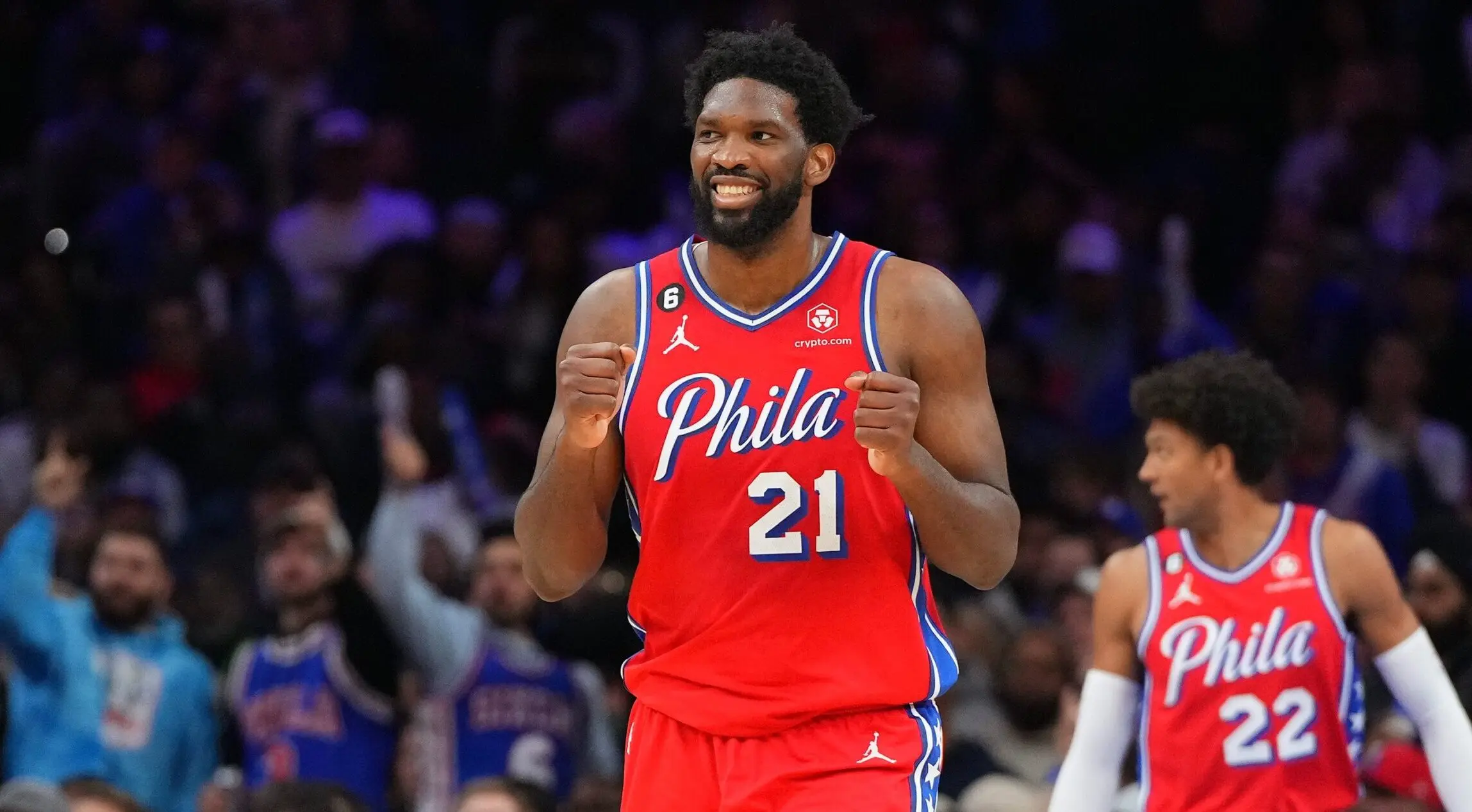 Embiid brilha, supera Giannis e 76ers vencem Bucks