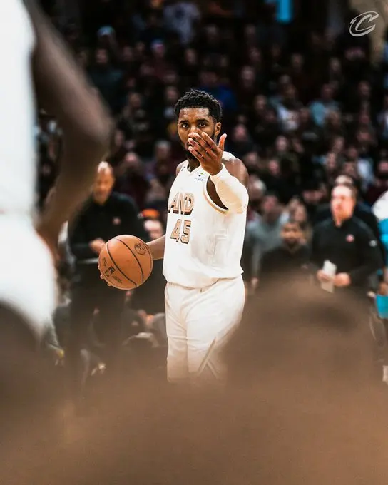 Donovan Mitchell - Cavs x Suns