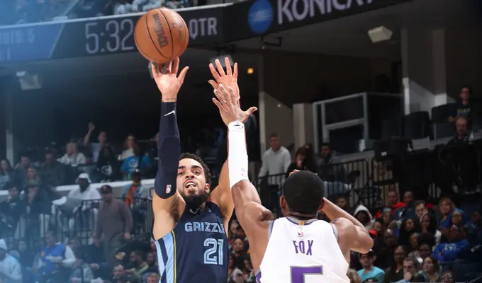 Memphis Grizzlies vence Sacramento Kings - Turys Jones e De'Aron Fox