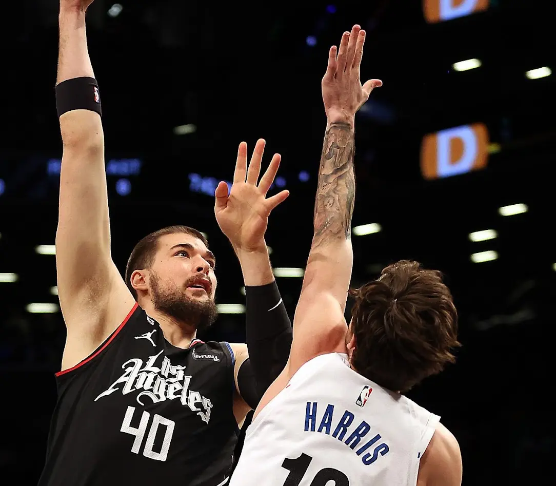 Clippers vencem jogo duro contra os Nets fora de casa e ofuscam noite de Cam Thomas