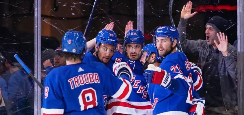 Rangers conquistam terceira vitória seguida ao bater os Canucks no MSG