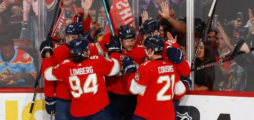 De virada, Panthers derrotam Blackhawks na prorrogação