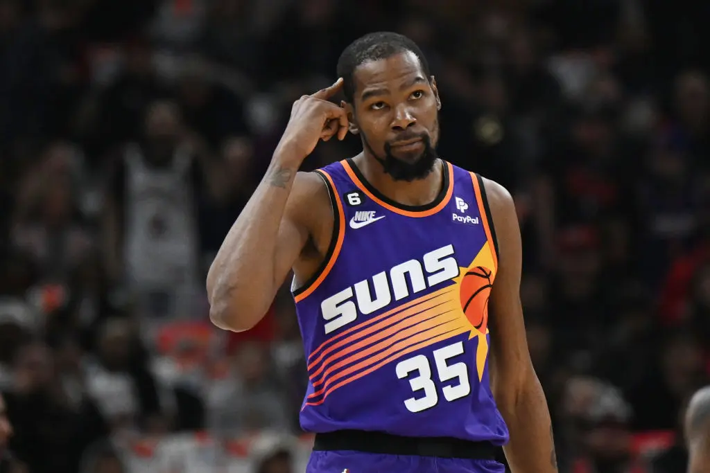 CHICAGO, ILLINOIS - MARCH 03: Kevin Durant #35 of the Phoenix Suns during the game against the Chicago Bulls at United Center on March 03, 2023 in Chicago, Illinois.