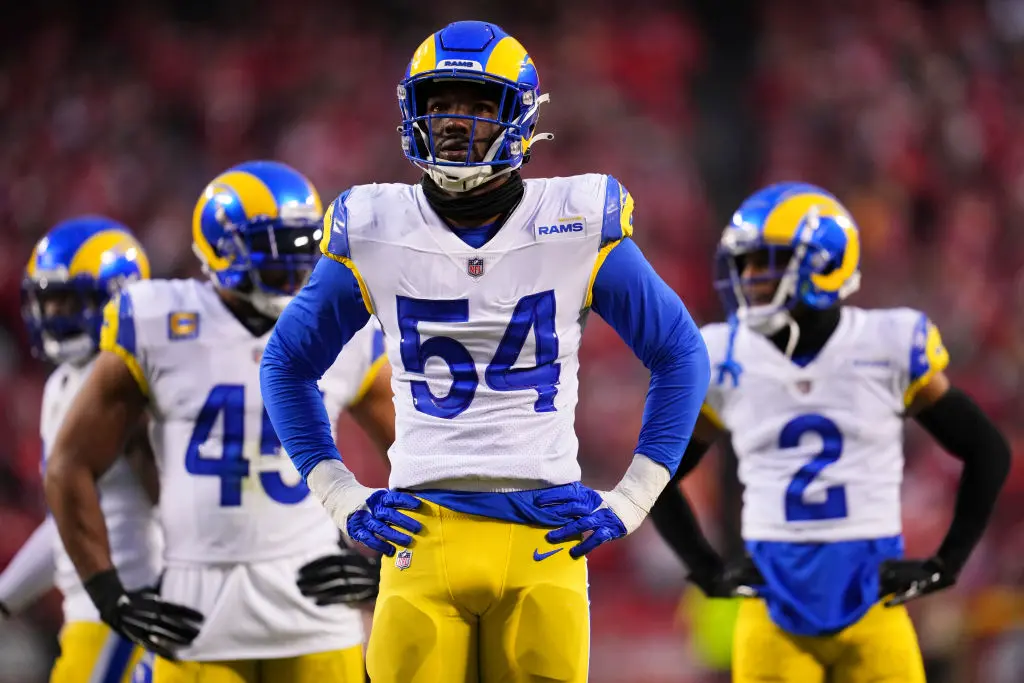 KANSAS CITY, MO - NOVEMBER 27: Leonard Floyd #54 of the Los Angeles Rams gets set against the Kansas City Chiefs at GEHA Field at Arrowhead Stadium on November 27, 2022 in Kansas City, Missouri