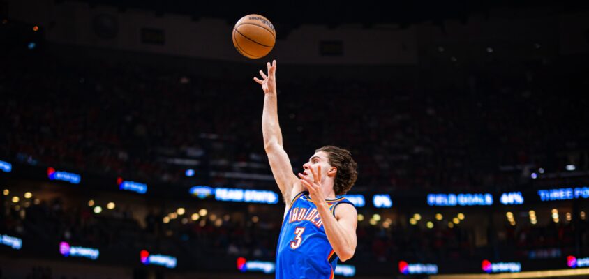 Thunder vence Pelicans e avança para rodada final do Torneio Play-In