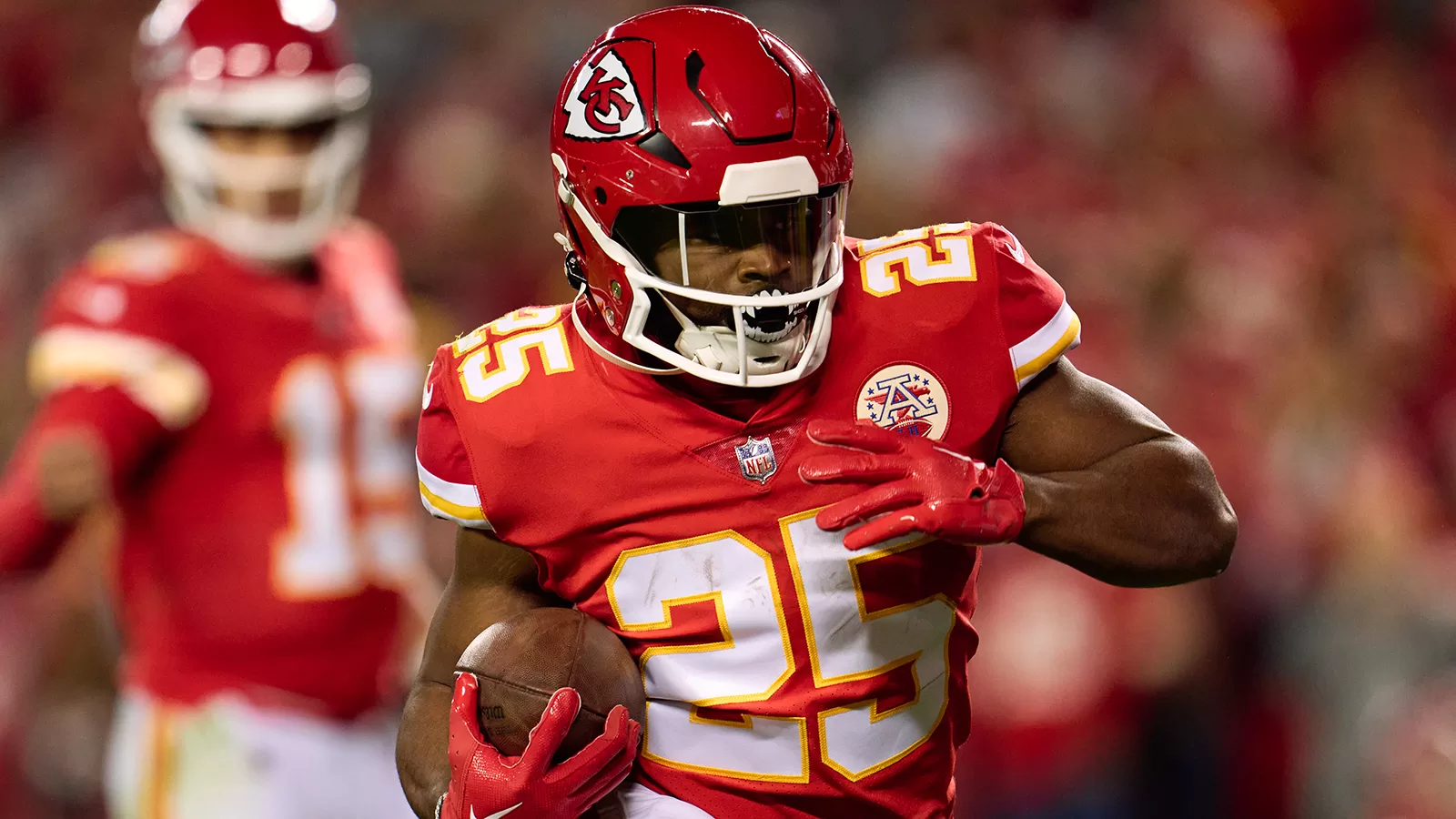 Chiefs not expected to exercise fifth-year option on RB Clyde Edwards-Helaire