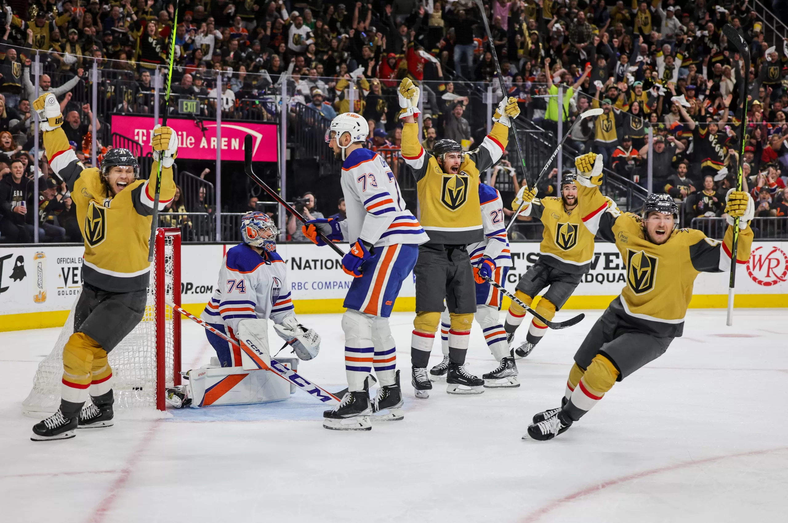 Golden Knights vencem Oilers e se aproximam de finais do Oeste