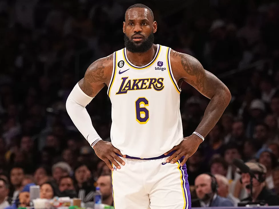 LeBron James durante jogo 3 contra os Nuggets nas finais de conferência 2023