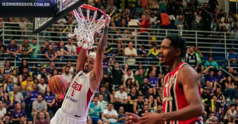 São Paulo vence Franca no jogo 1 da Final do NBB