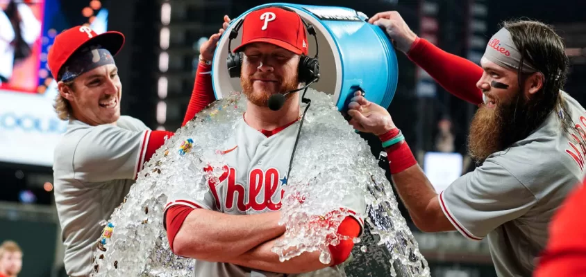 Em noite especial para Craig Kimbrel, Phillies vencem Braves