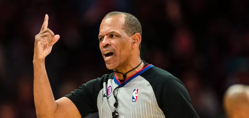 CHARLOTTE, NORTH CAROLINA - FEBRUARY 25: Referee Eric Lewis #42 during the game between the Charlotte Hornets and the Miami Heat at Spectrum Center on February 25, 2023 in Charlotte, North Carolina.