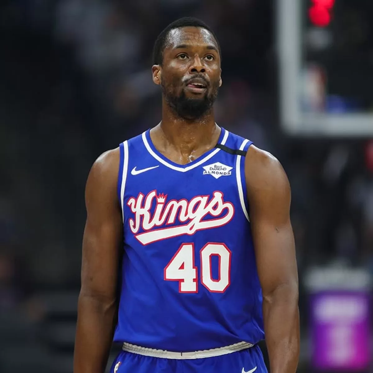 Harrison Barnes renova com os Kings