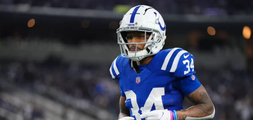 ARLINGTON, TX - DECEMBER 04: Isaiah Rodgers #34 of the Indianapolis Colts warms up against the Dallas Cowboys at AT&T Stadium on December 4, 2022 in Arlington, Texas.