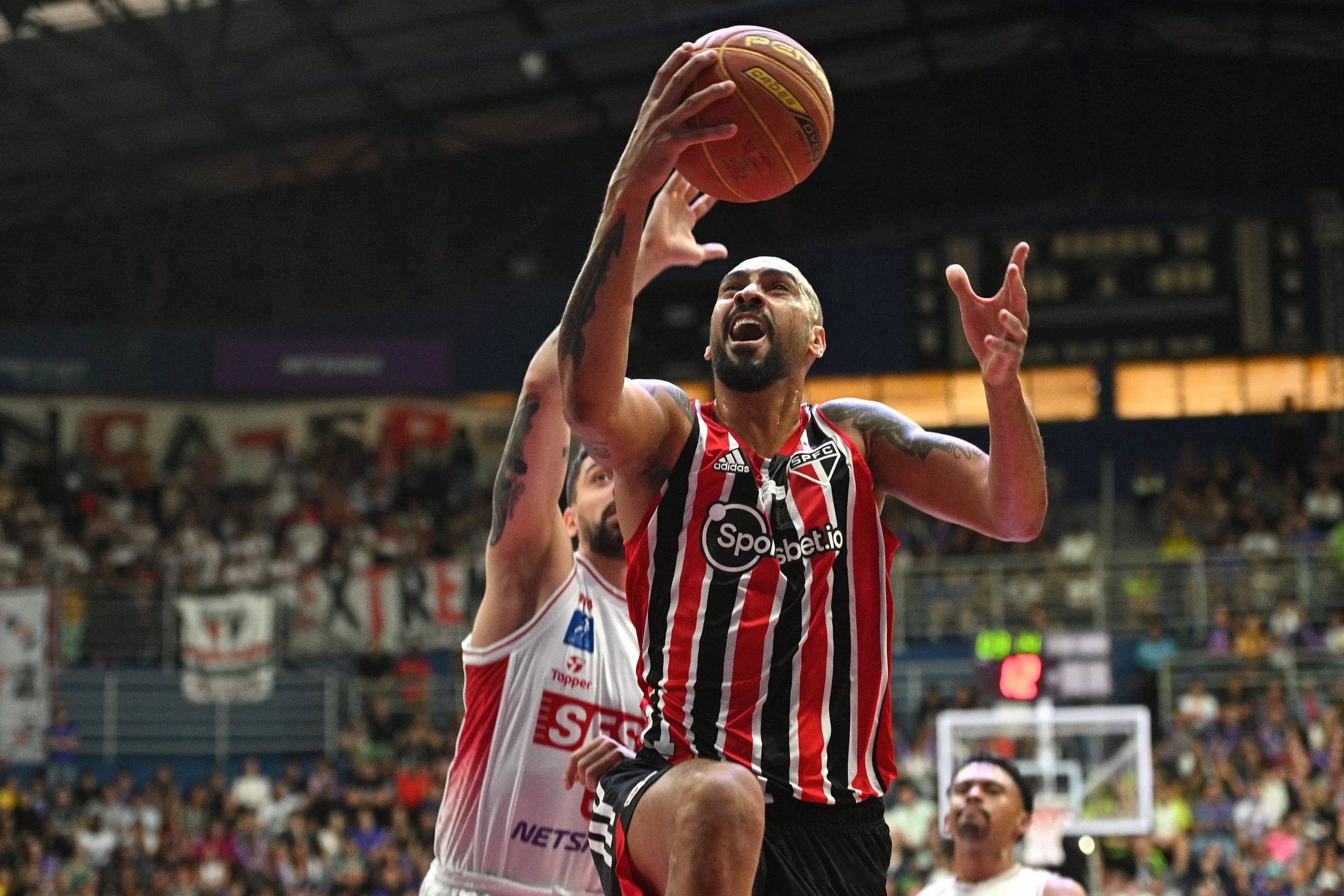 São Paulo derrota SESI/Franca, empata final do NBB 15 e força o quinto e decisivo jogo