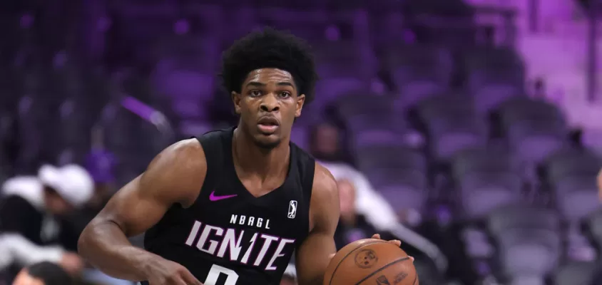 HENDERSON, NEVADA - DECEMBER 27: Scoot Henderson #0 of G League Ignite brings the ball up the court against the Ontario Clippers in the first quarter of their game at The Dollar Loan Center on December 27, 2022 in Henderson, Nevada. Ignite defeated the Clippers 114-108 in overtime.